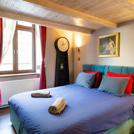 Lilly Apartment Main Train Station Old Town By The Castle Suites Krakau Exterior foto