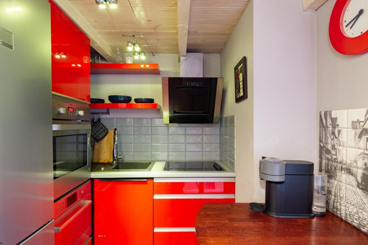 Lilly Apartment Main Train Station Old Town By The Castle Suites Krakau Exterior foto