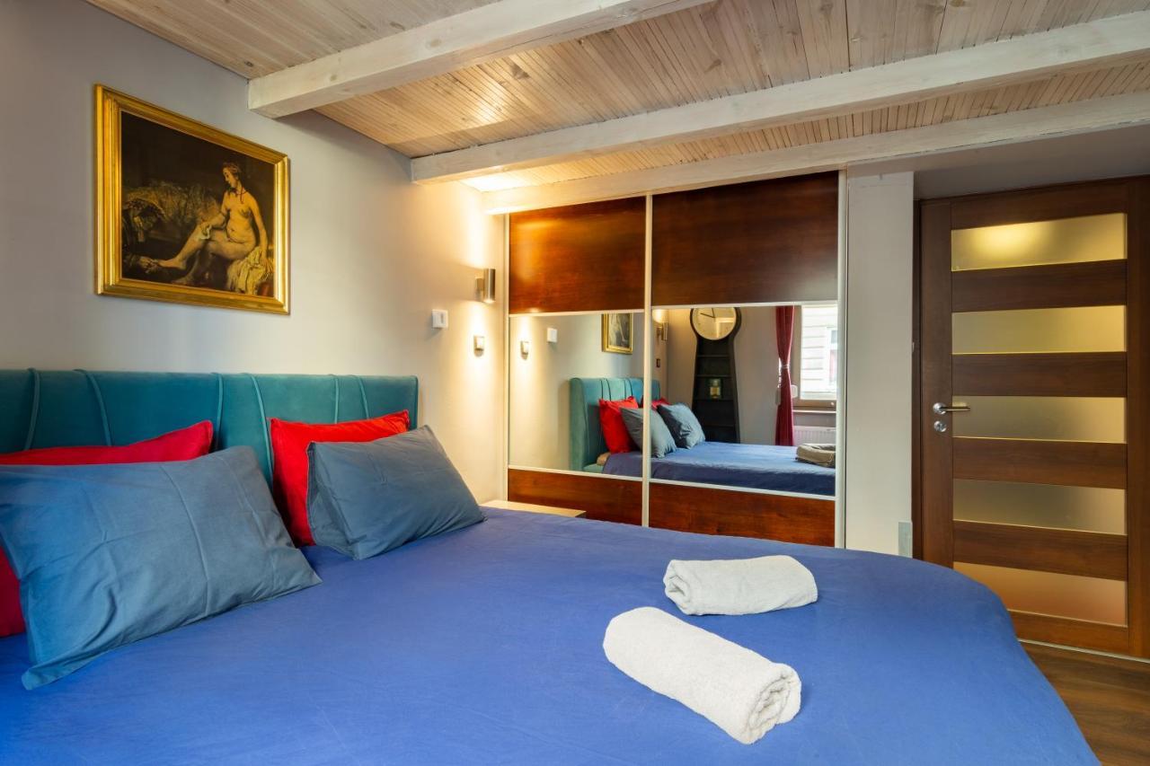 Lilly Apartment Main Train Station Old Town By The Castle Suites Krakau Exterior foto